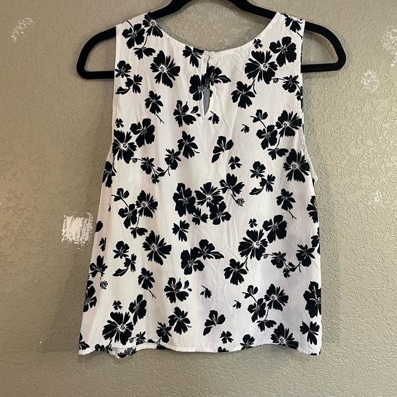 J crew tank - Picture 4 of 4